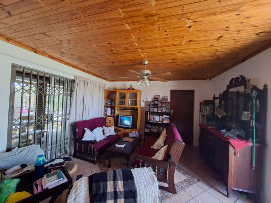 4 Bedroom Property for Sale in Fraaiuitsig Western Cape